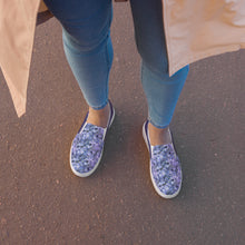 Load image into Gallery viewer, Hydrangea &quot;Grow in Grace.&quot; Women’s slip-on canvas shoes
